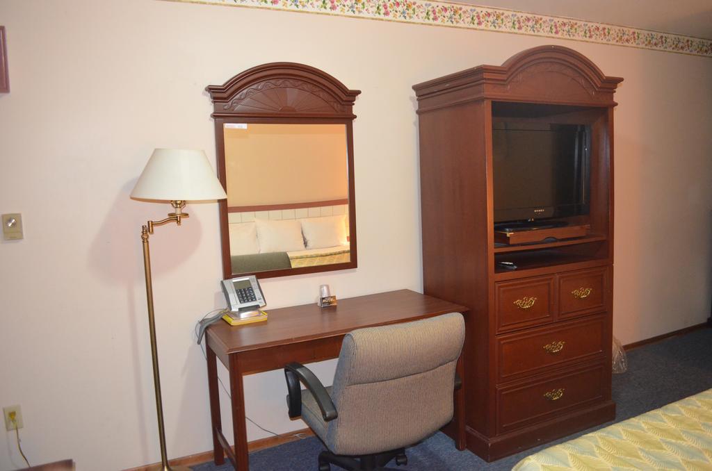Mohawk Motel Brantford Extérieur photo